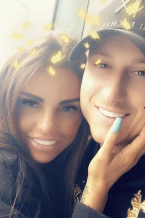 超模爆料前男友视频,揭秘两人情感纠葛